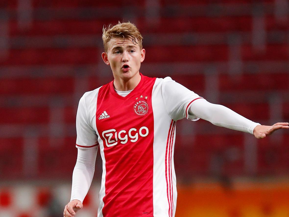 尤文逆转瑞士,德利赫特送出助攻 尤文逆转瑞士,德利赫特送出助攻