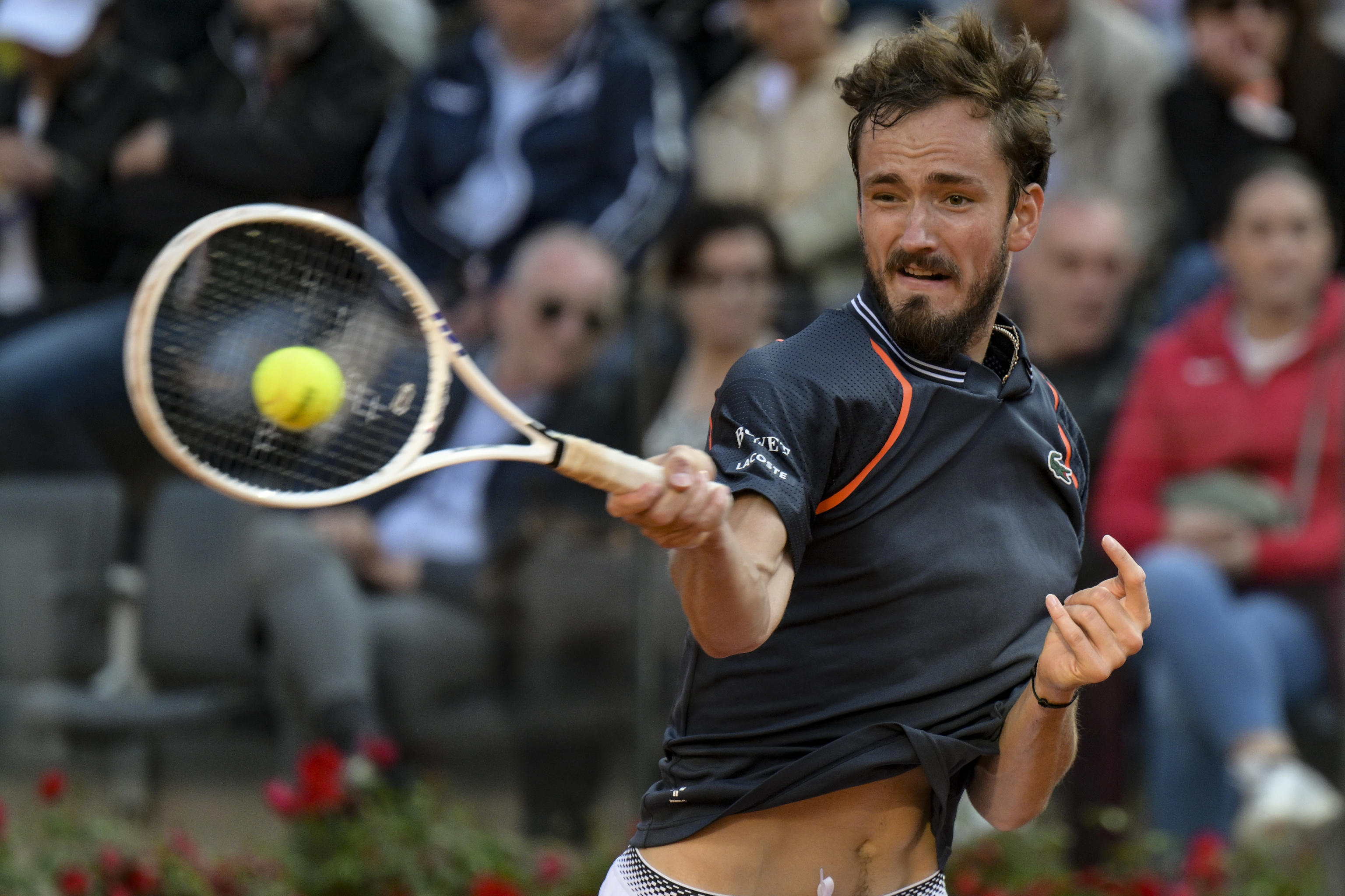 日本网球队血洗美国网球队,梅德韦杰夫完成帽子戏法 日本网球队血洗美国网球队,梅德韦杰夫完成帽子戏法