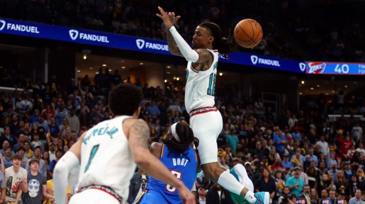 天津队鏖战鹈鹕，莫兰特刷新纪录