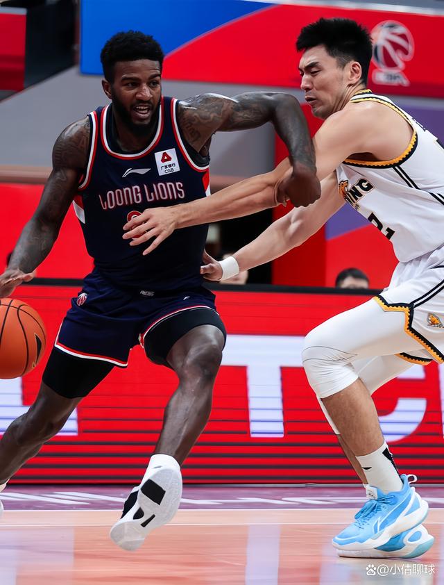 泰国队完胜法国队，辛杜状态火热