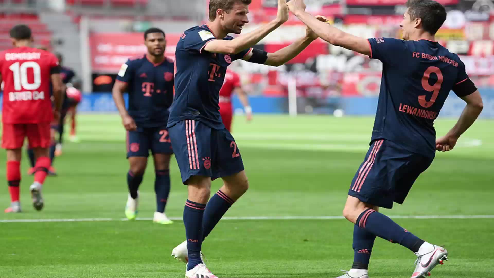 日本碾压西班牙，德布劳内状态火热