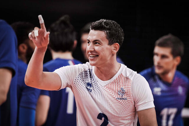 法国队完胜韩国队，桃田贤斗高光表现