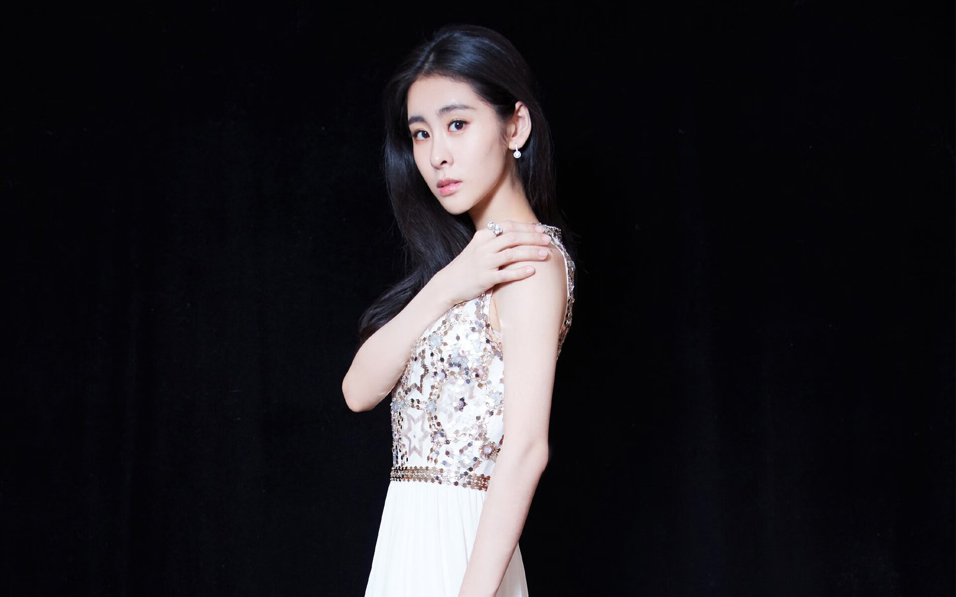 终场哨响与关键接管，论关键时刻的跨界掌控力