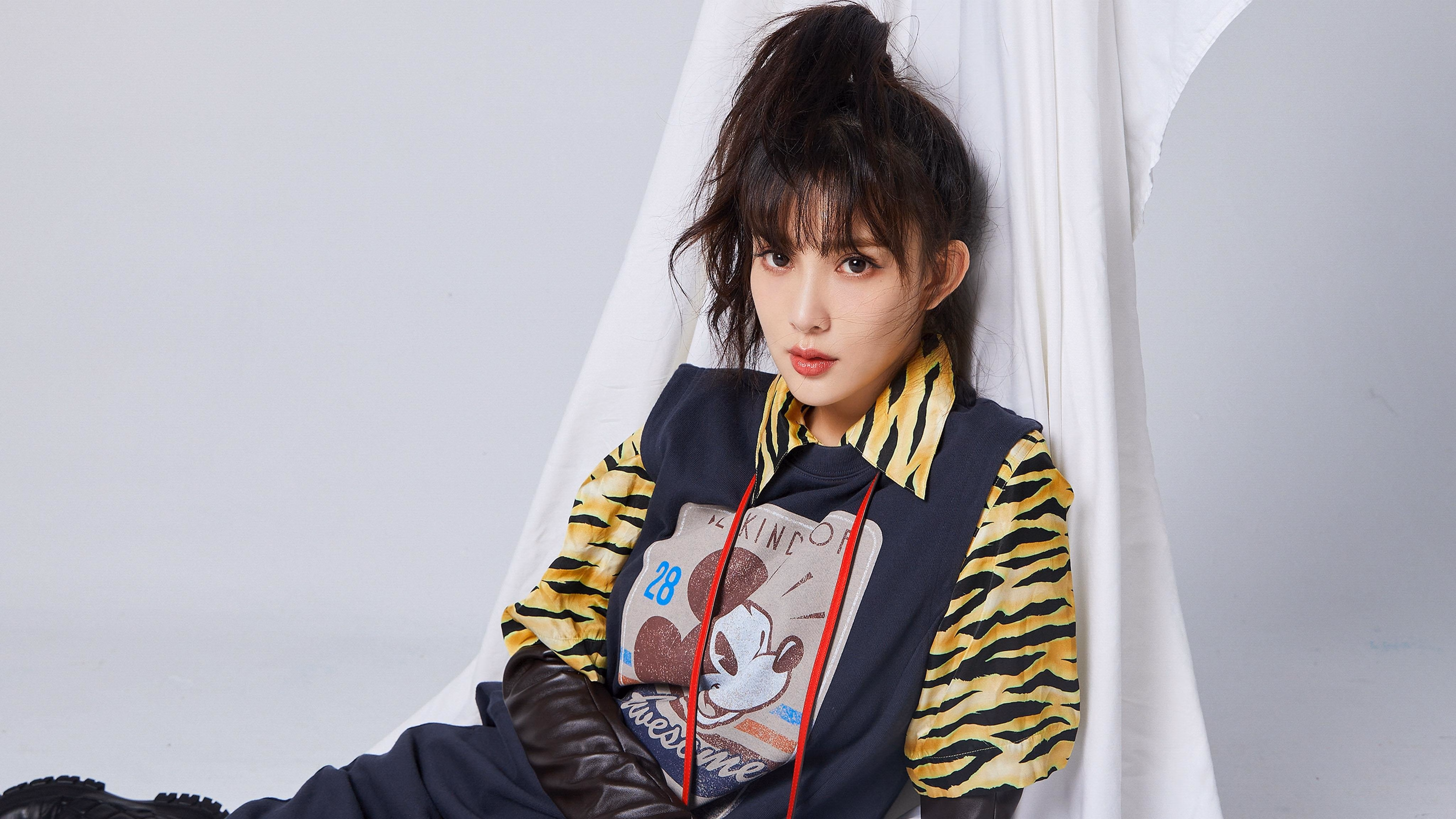 门将单人模式启动！厄瓜多尔地裂防守让内马尔低头离场