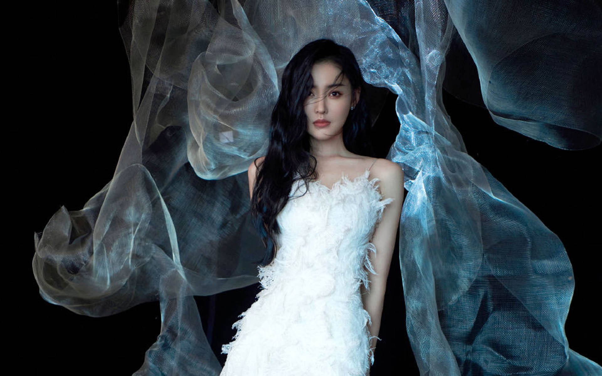 双重革命，布雷默的后卫之矛与塞维利亚的哥伦比亚心跳